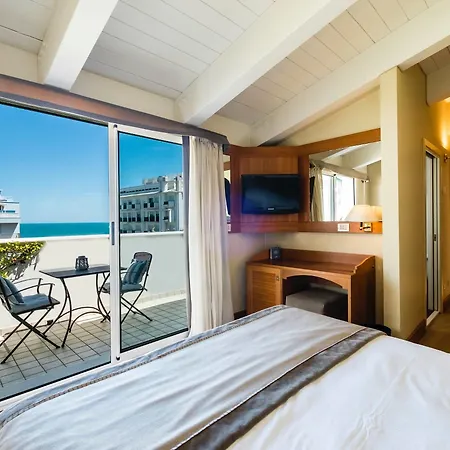 Maestrale 4* Riccione