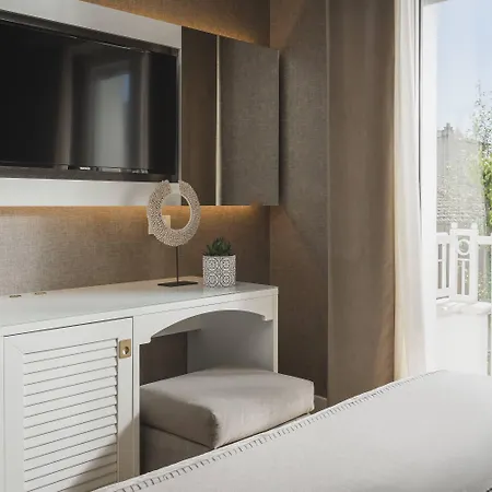 玛耶斯塔雷酒店 酒店